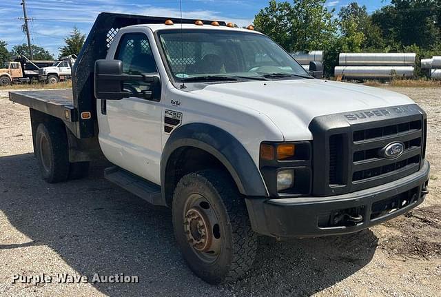 Image of Ford F-450 equipment image 2