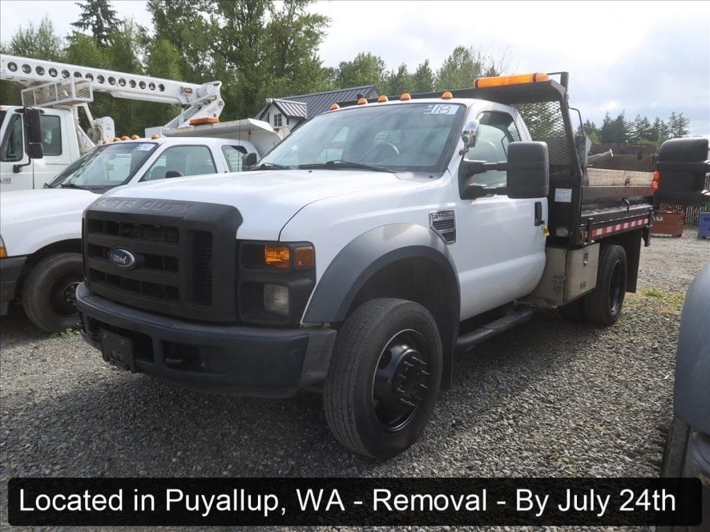 Image of Ford F-450 Primary image