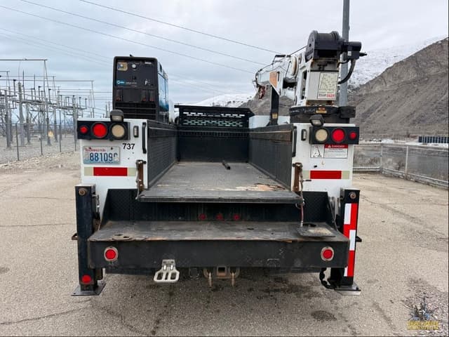 Image of Ford F-550 equipment image 3