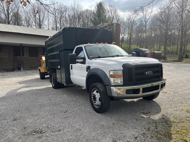 Image of Ford F-550 equipment image 4