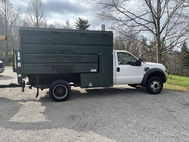 Image of Ford F-550 equipment image 1