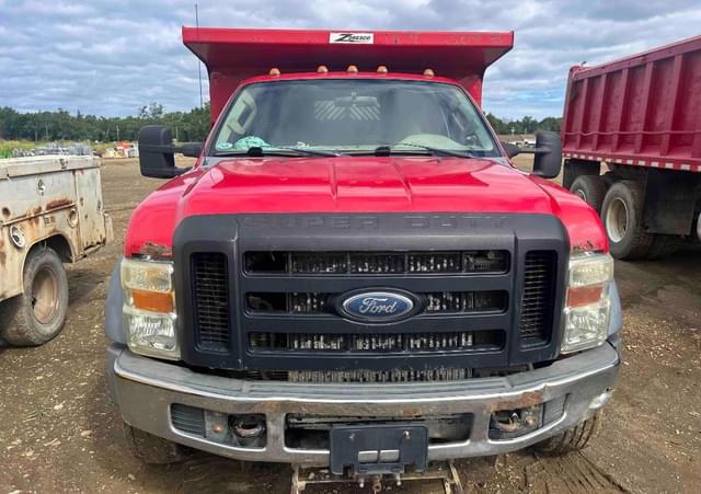 Image of Ford F-550 equipment image 1