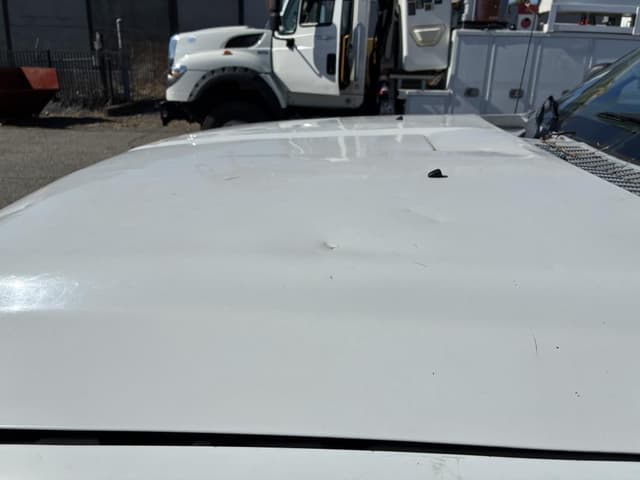 Image of Ford F-550 equipment image 4