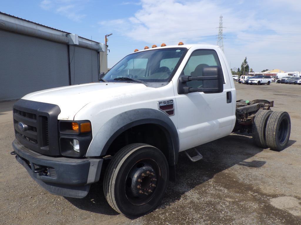 Image of Ford F-550 Primary image