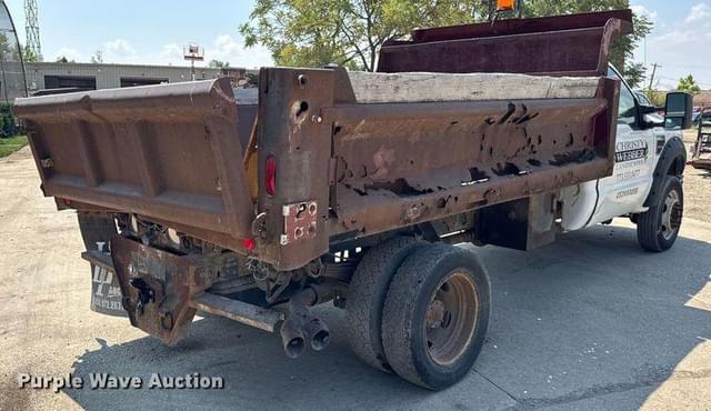 Image of Ford F-550 equipment image 4