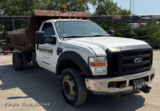 Image of Ford F-550 equipment image 2