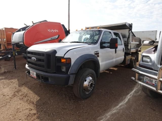 Image of Ford F-550 equipment image 1