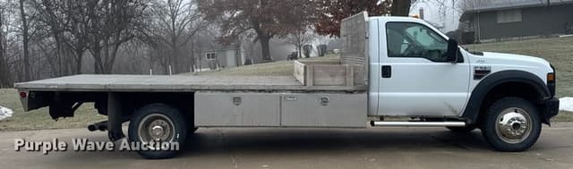 Image of Ford F-550 equipment image 3