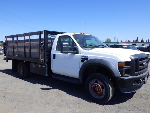 Image of Ford F-550 equipment image 1