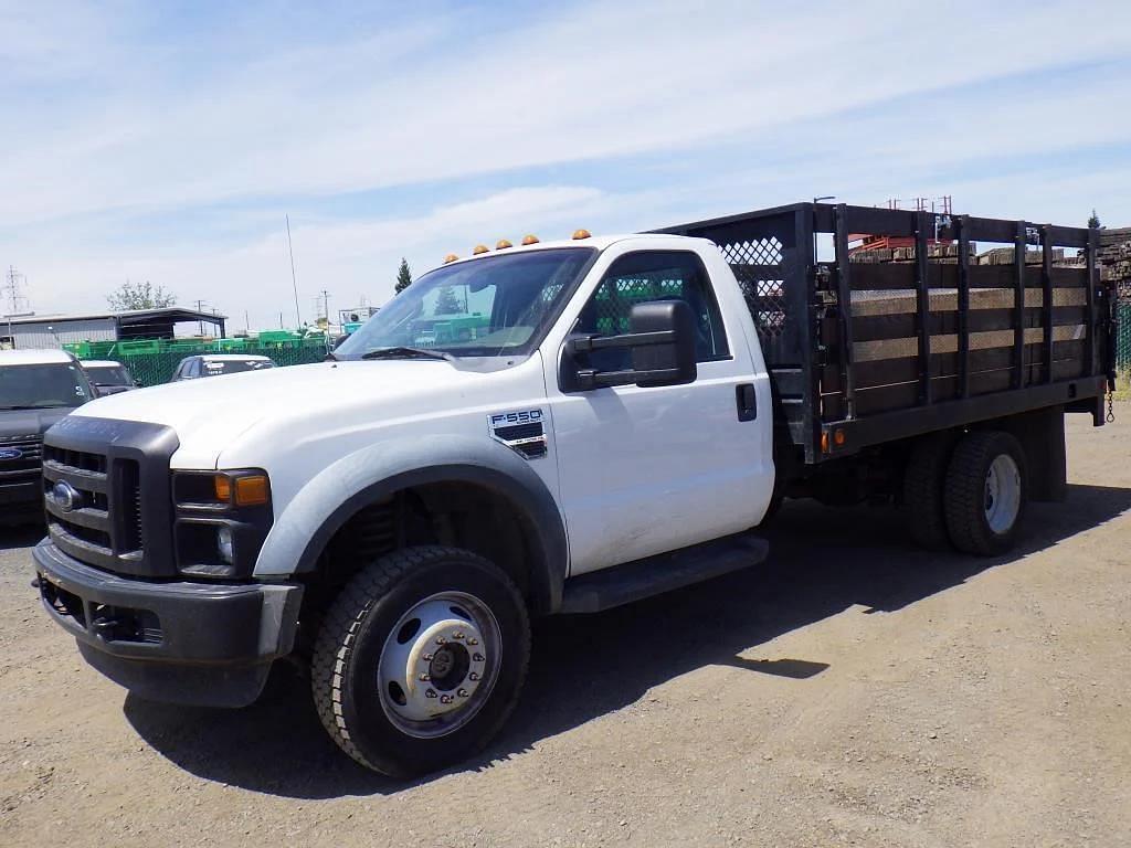 Image of Ford F-550 Primary image