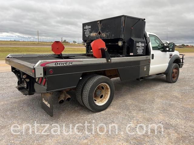 Image of Ford F-550 equipment image 4