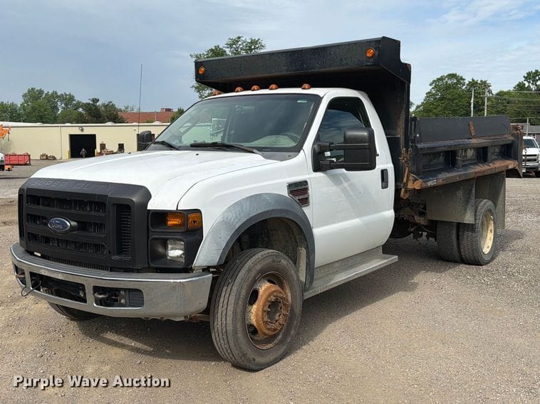 2008 Ford F-550 Equipment Image0