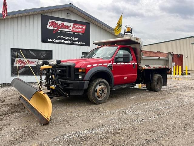 Image of Ford F-550 equipment image 1