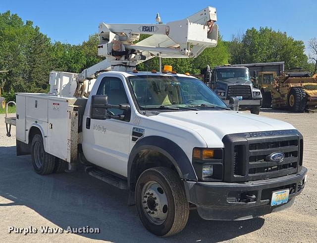 Image of Ford F-550XLSD equipment image 2