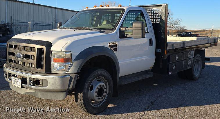 Image of Ford F-550 Primary image