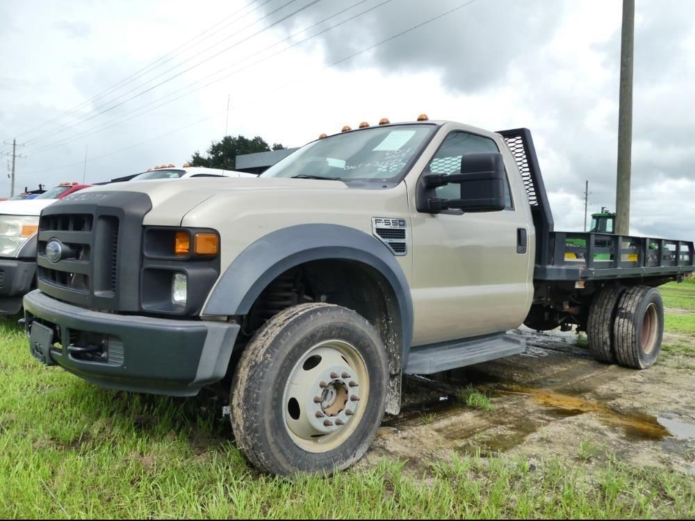 2008 Ford F-550 Equipment Image0