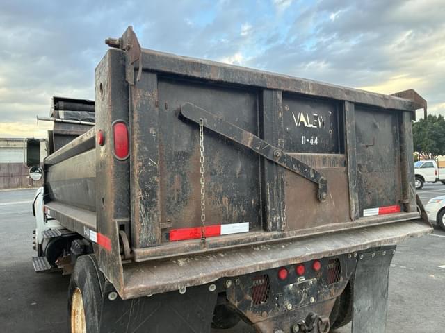 Image of Ford F-650 equipment image 4