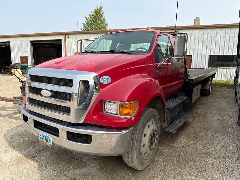 Image of Ford F-650 Primary image