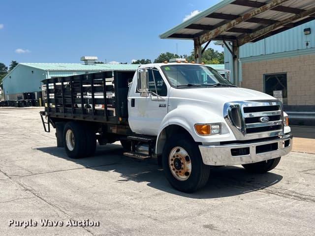 Image of Ford F-650 equipment image 2
