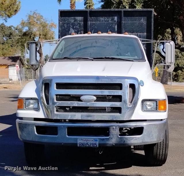 Image of Ford F-650 equipment image 1