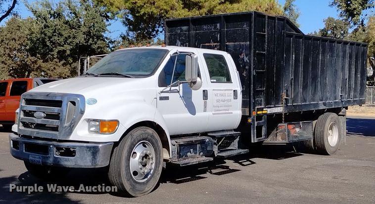 Image of Ford F-650 Primary image