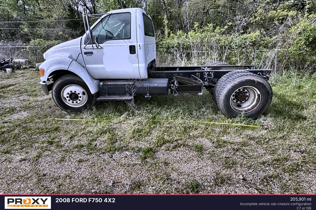 Image of Ford F-750 Primary image