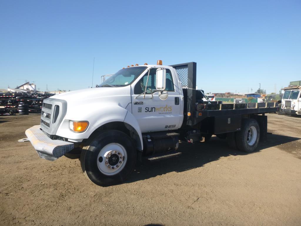 Image of Ford F-750 Primary image