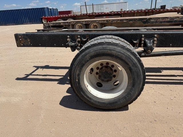 Image of Freightliner Business Class M2 106 equipment image 4