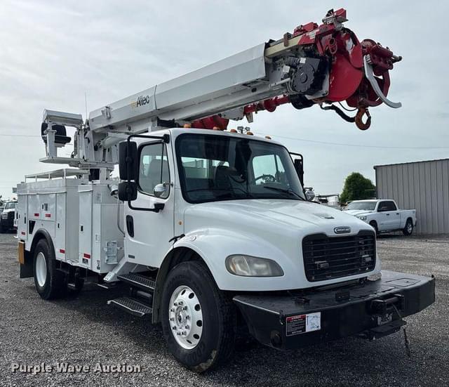 Image of Freightliner Business Class M2 equipment image 2