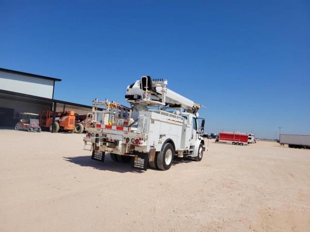 Image of Freightliner Business Class M2 equipment image 4
