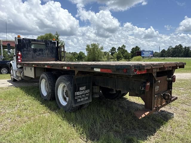 Image of Freightliner Business Class M2 equipment image 2