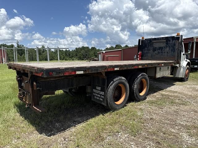 Image of Freightliner Business Class M2 equipment image 4