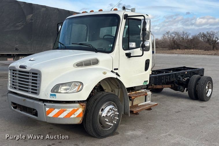 Image of Freightliner Business Class M2 Primary image