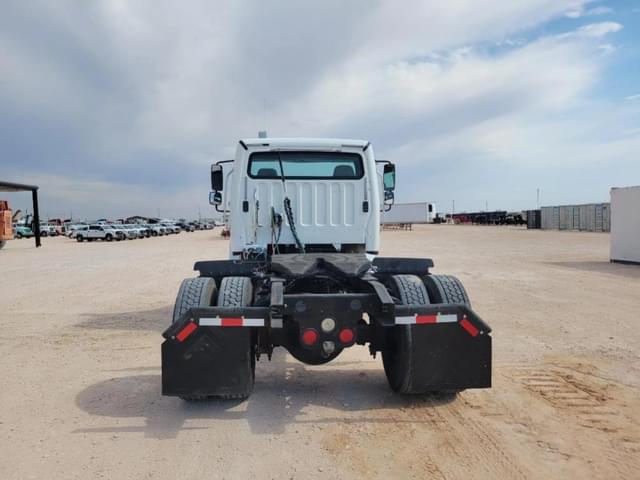 Image of Freightliner Business Class M2 equipment image 3