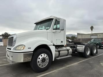 Main image Freightliner Columbia