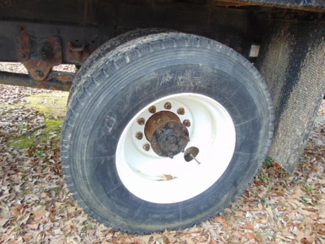 Image of Freightliner Business Class M2 equipment image 4