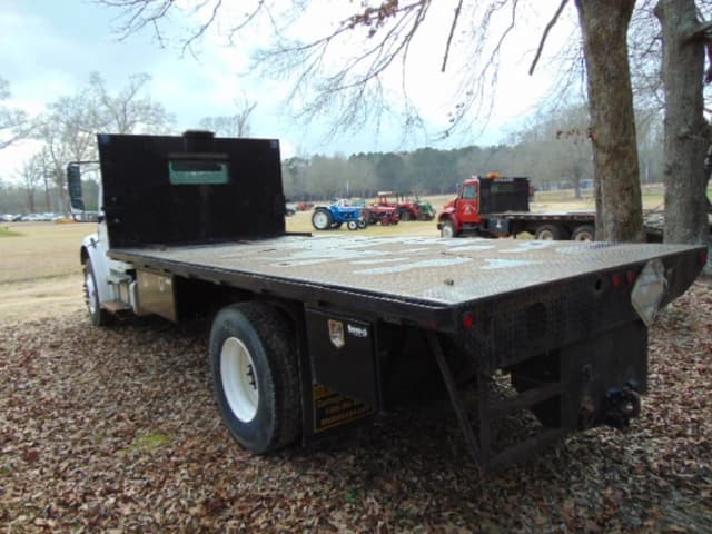 Image of Freightliner Business Class M2 equipment image 3