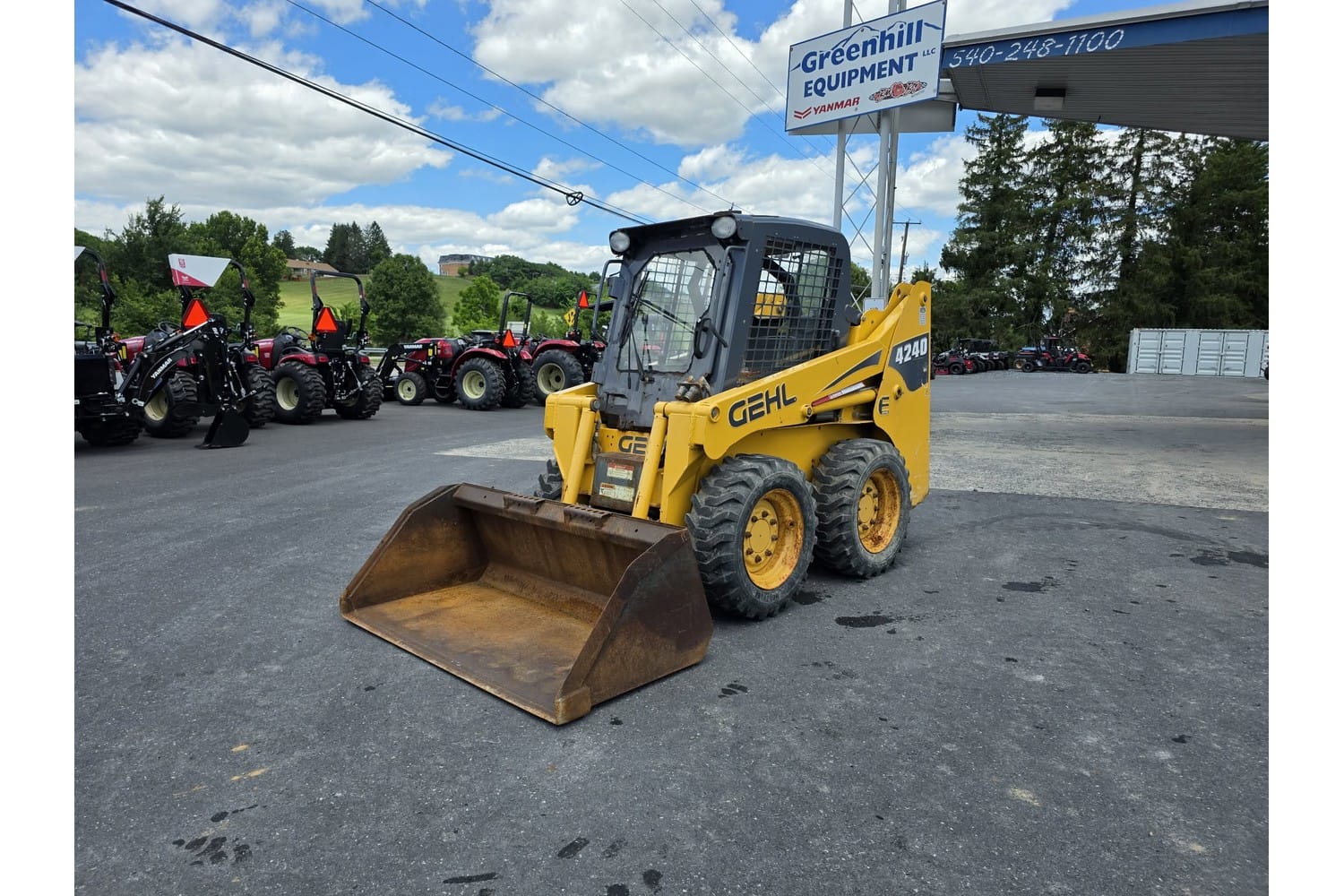 2008 Gehl 4240 Equipment Image0