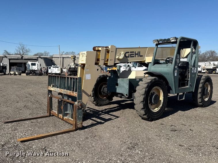 2008 Gehl RS8-42 Equipment Image0