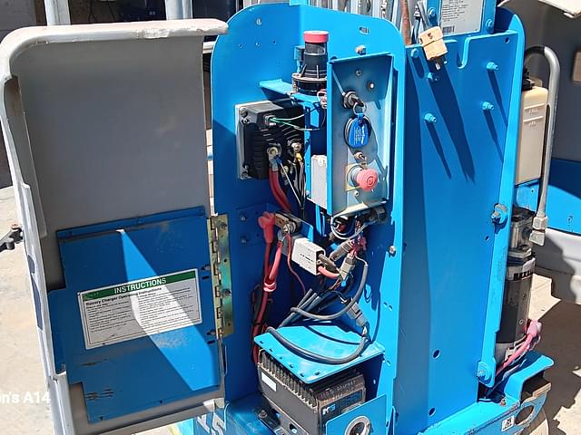 Image of Genie GR-15 equipment image 3