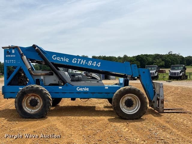 Image of Genie GTH844 equipment image 3