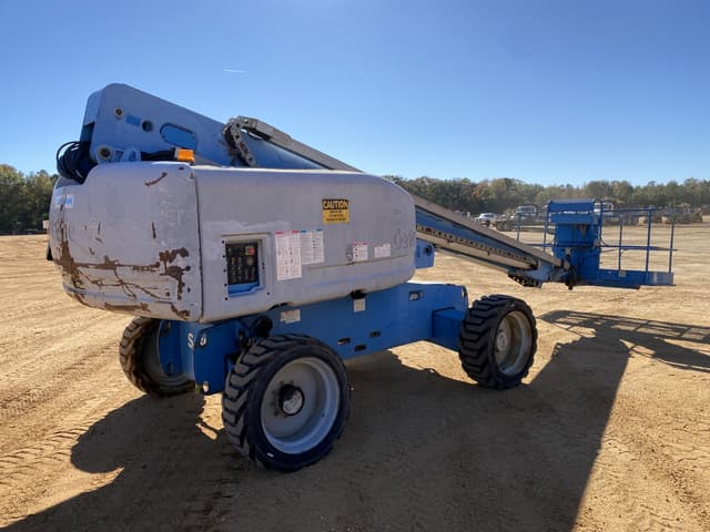 Image of Genie S-60 equipment image 2