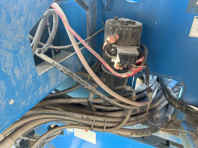 Image of Genie S-65 equipment image 4