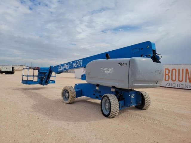 Image of Genie S-65 equipment image 2