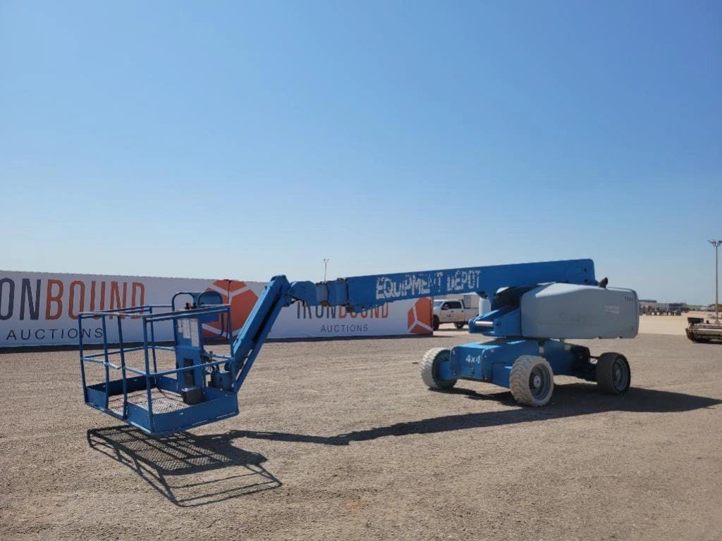 2008 Genie S-65 Equipment Image0