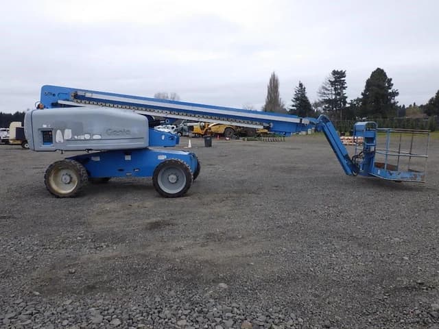 Image of Genie S-65 equipment image 3