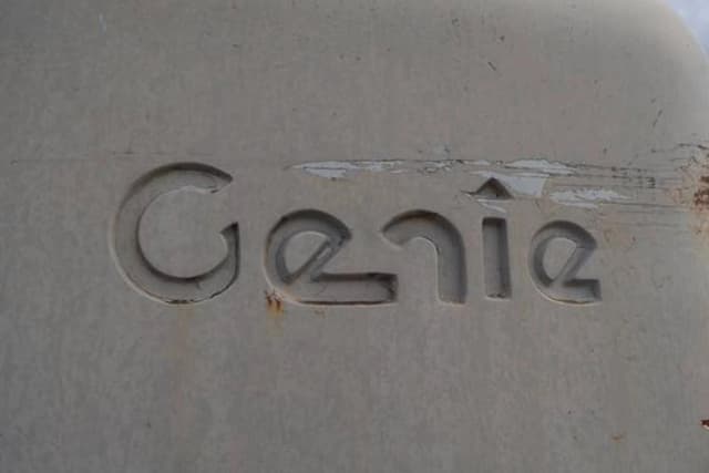 Image of Genie S-80 equipment image 4