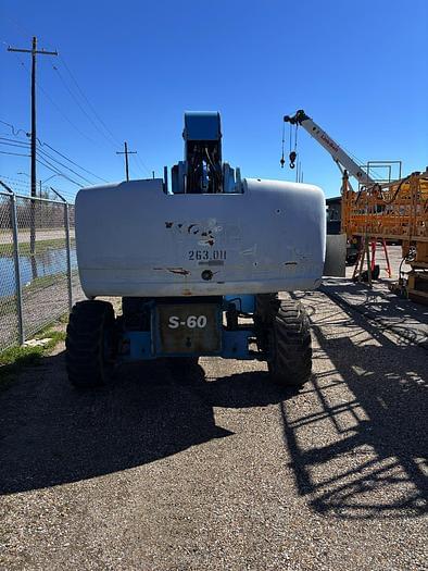 Image of Genie S60 equipment image 2