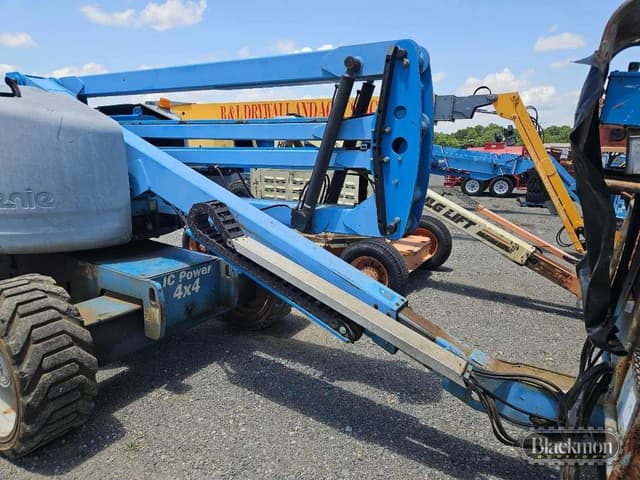 Image of Genie Z-45/25 equipment image 3