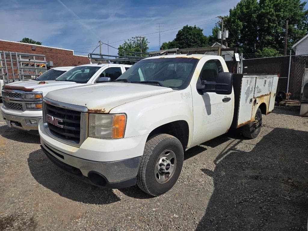 Image of GMC 2500 Primary image